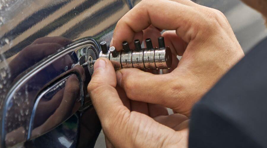 Professional New roof installation in Weogufka, AL